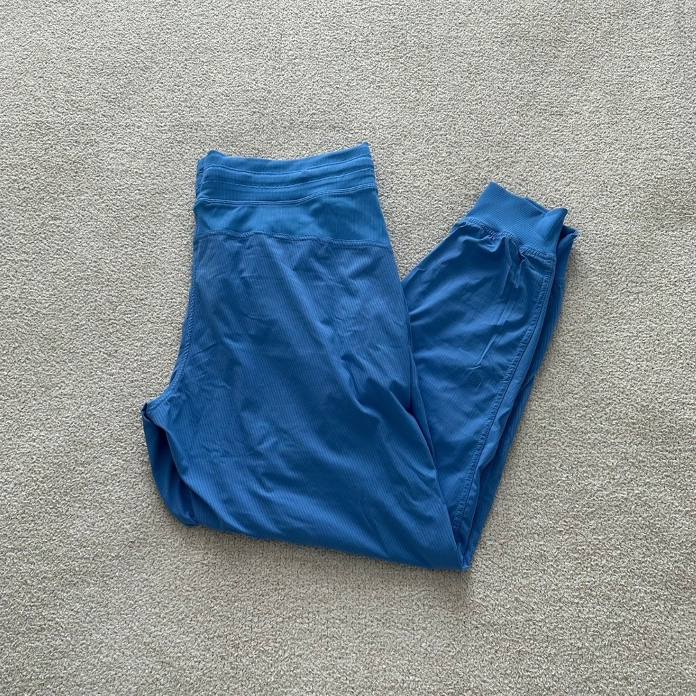 lululemon Dance Studio MR Jogger size 14 in Pool Party